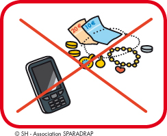 Les objets qu'il ne faut pas emporter à l'hôpital (smartphone, bijoux, argent liquide…).