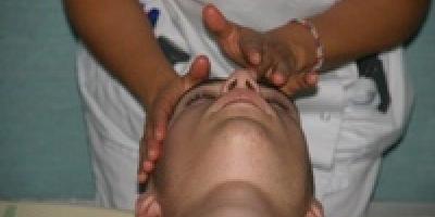 Le Toucher massage en pédiatrie